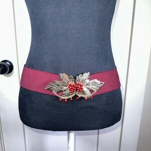 VINTAGE Rare Burgundy Belt with Gold Leaf and Red Bead Accent